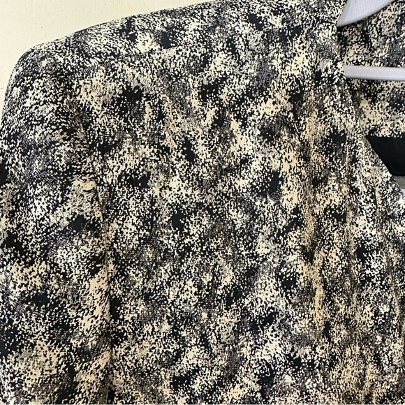 Casual Corner Vintage Long Blazer Black & Beige 3 Button Front Women’s Sz 10 - Picture 8 of 14